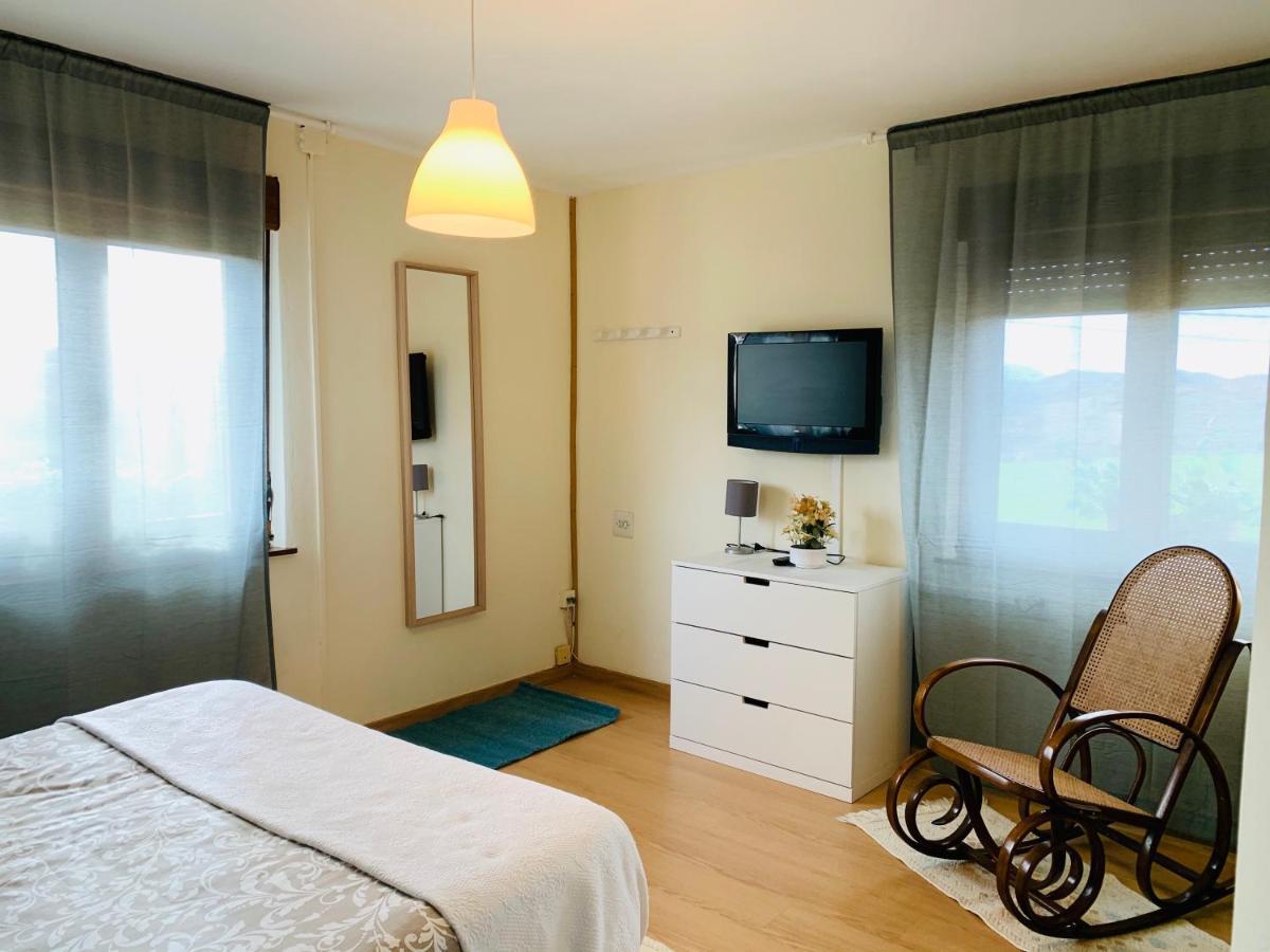 Vivienda Vacacional El Majo Pola de Siero ภายนอก รูปภาพ
